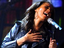 Alicia Keys Serenades First Lady and Gets "Massive Love" From DC