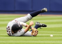 Nationals Buy Out Kearns for $1 Million