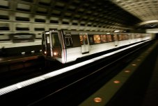 Metro Gives Redskins the U2 Treatment