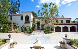 Fred Segal's Malibu Estate For Sale 
