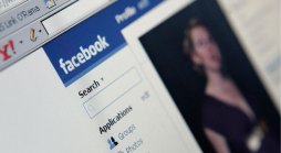 Facebook Can Bore Your Marriage to Death