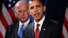 Obamas, Biden Watch Some U.S. Hoops