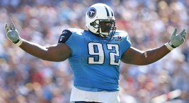 Redskins Agree With Haynesworth, Sign Hall