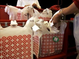4 Smart Uses for Plastic Bags