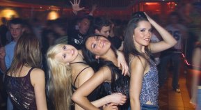 Intern 'Til I Die: Summer Blowout 2K9