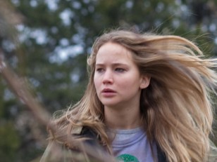 Jennifer Lawrence, Kevin Bacon Enroll in "X-Men: First Class"