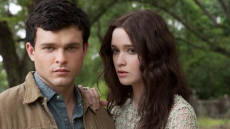 Stars of "Beautiful Creatures" Talk CGI, Valentine's Day and Spielberg