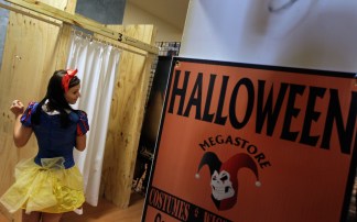 DC's 10 Best-Selling Halloween Costumes