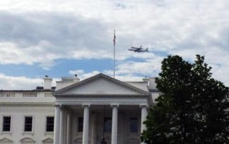 Your Photos: Discovery Flies Over DC