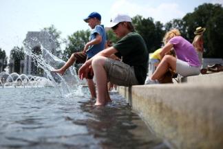 Cooling Off at the WWII Memorial