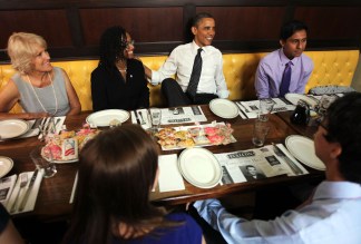Obama Lunches With Volunteers at Ted's Bulletin