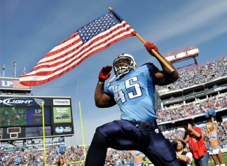 Images From Redskins-Titans Game