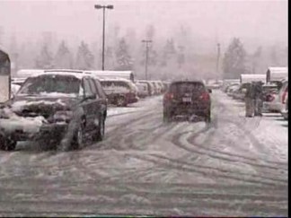 Virginians Enjoy First Snowfall