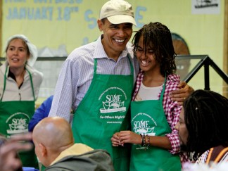 Obamas Serve Needy on MLK Service Day
