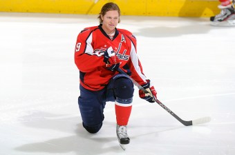 Backstrom Visiting Specialist For Neck Injury