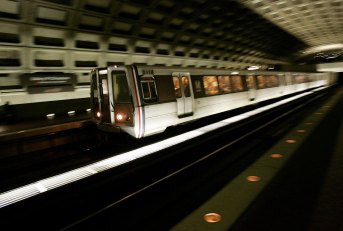 Metro Agrees to Let Independent Safety Monitors Walk In-Use Tracks