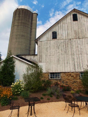 Wine Wednesdays: 868 Estate Vineyards