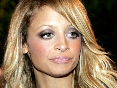 Nicole Richie is back home from the hospital with "no problems" after a bout with a bad case of pneumonia. Nicole Richie is back home from the hospital with "no problems" after a bout with a bad case of pneumonia.