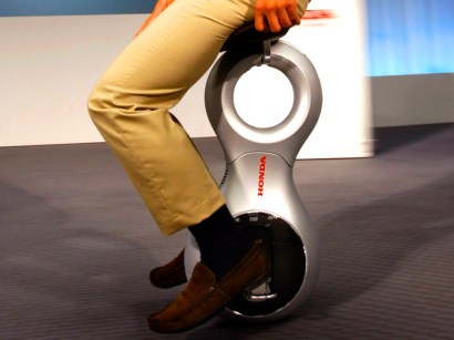 Honda personal mobility device Honda personal mobility device