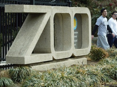WASHINGTON - MARCH 1:  Visitors leaves the National Zoo March 1, 2004 in Washington, DC. A study by the National Academy of Sciences has found problems in animal care, nutrition, pest control and record keeping at the zoo.  (Photo by Alex Wong/Getty Image