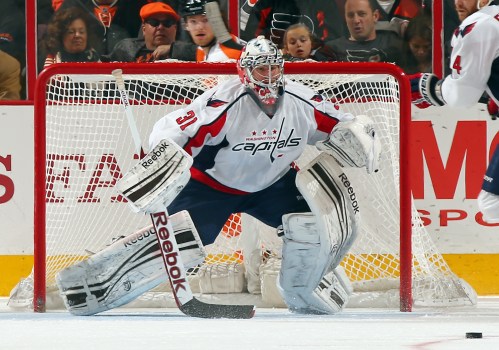 Caps' Grubauer Makes Unexpected NHL Debut