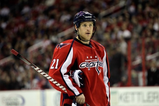 Laich Signs In Switzerland During Lockout