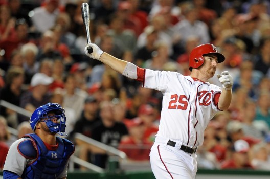Adam LaRoche Re-Signs With Nationals