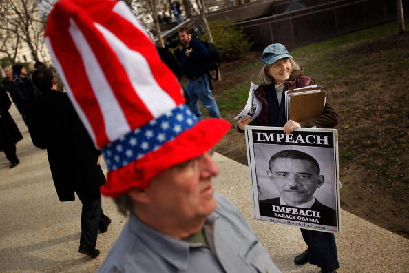 Tea Partiers Stage Rally to Kill the Bill