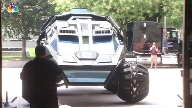[NATL] 6,000 Pound Mars Rover Concept Vehicle Starts Tour