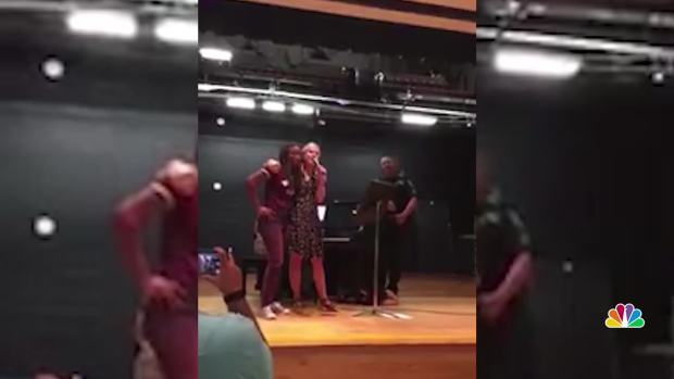 Kristen Bell Sings'Frozen Songs for Irma Evacuees