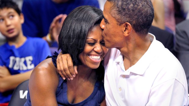 Obamas on "Kiss Cam"