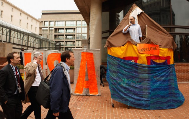 Protesters Rally Against Underwater Mortgages