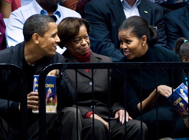 The Obamas' Courtside Seats