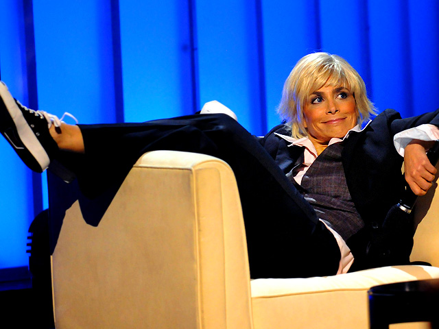 Paula Punks Ellen at VH1's Diva Concert
