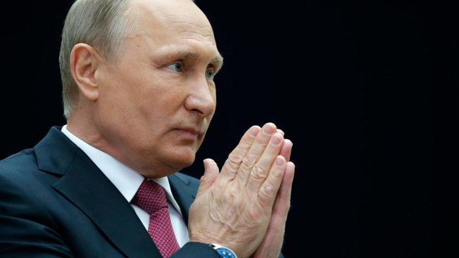 Putin jokes about offering political asylum to Comey