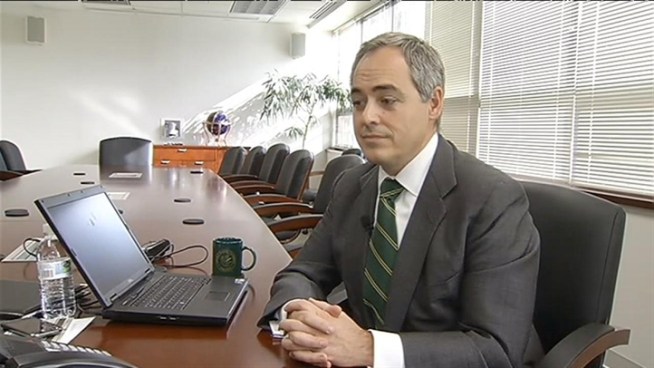 Thunderbird School of Global Management President Angel Cabrera discusses the challenge of leading the much larger George Mason University.