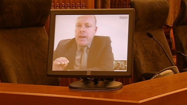 http://media.nbcbayarea.com/images/6558598_m5psherwoodubervstaxipkg_722x406_921155554.jpg