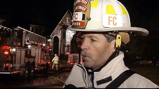 News4's Darcy Spencer reports on the investigation into a large house fire in Fairfax, VA.