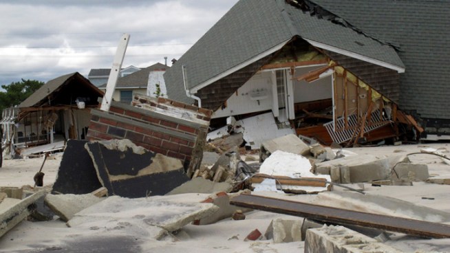 Victims of Sandy are upset over the delay of a vote that would bring aid to help with the recovery from the storm. Gus Rosendale reports.