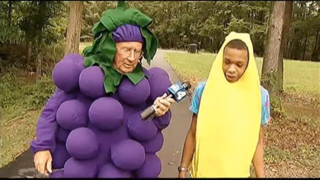 The suspension of a student who dressed in a banana costume and ran around the football field at halftime has been suspended.