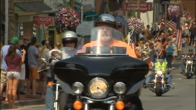 Motorcyclists drive through Northern Virginia on their way from Shanksville, Pa. to Ground Zero.