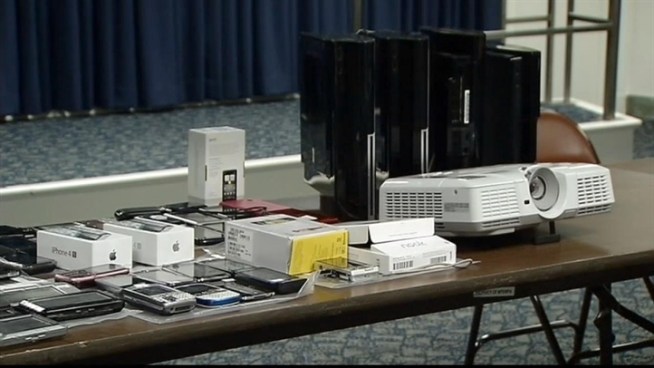 The DC Chief of Police along with Mayor Grey are cutting down on cell phone thefts through their ongoing investigation. NBC4's Jackie Bensen reports.