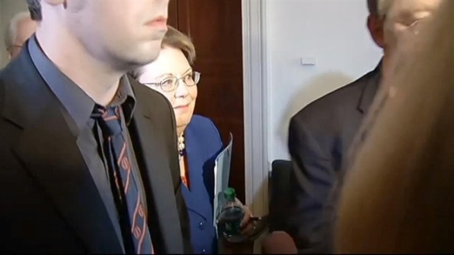 Faculty at UVA demand ousted President Teresa Sullivan be reinstated and call for resignations from two members of the university's governing board. News4's Julie Carey reports.