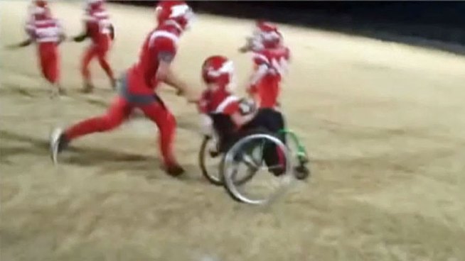 Jason Smith, Jr. loves football, but muscular dystrophy usually leaves him stuck on the sidelines, until last Thursday when his dad, who is also his coach, put him in the game. With the help of a teammate, he scored a touchdown.
