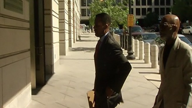 http://media.nbcbayarea.com/images/kwamebrownarrives.jpg