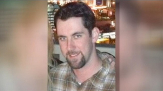 The husband of a murdered pregnant Reston woman kills himself in his mother's driveway. News4's Pat Collins reports.