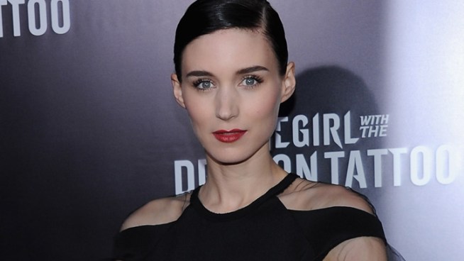 Rooney Mara talks about transforming into Lisbeth Salander for 