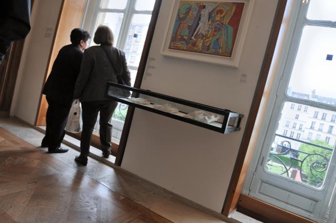 Picasso Book Stolen From Paris Museum
