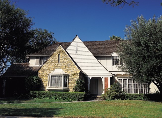 Think Your Home Lost a Lot of Value? Try Being Rich