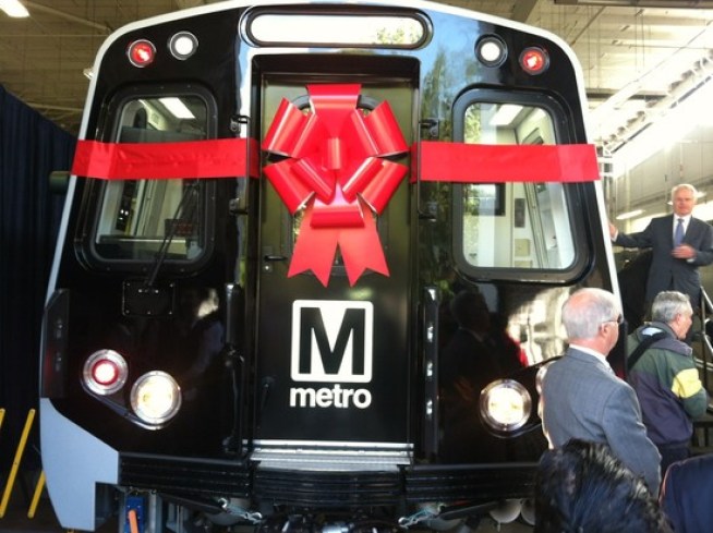 Metro revealed the new car model that will be in service in 2014. The cars have an all-new look and extra safety features. News4 Transportation Reporter Adam Tuss reports.